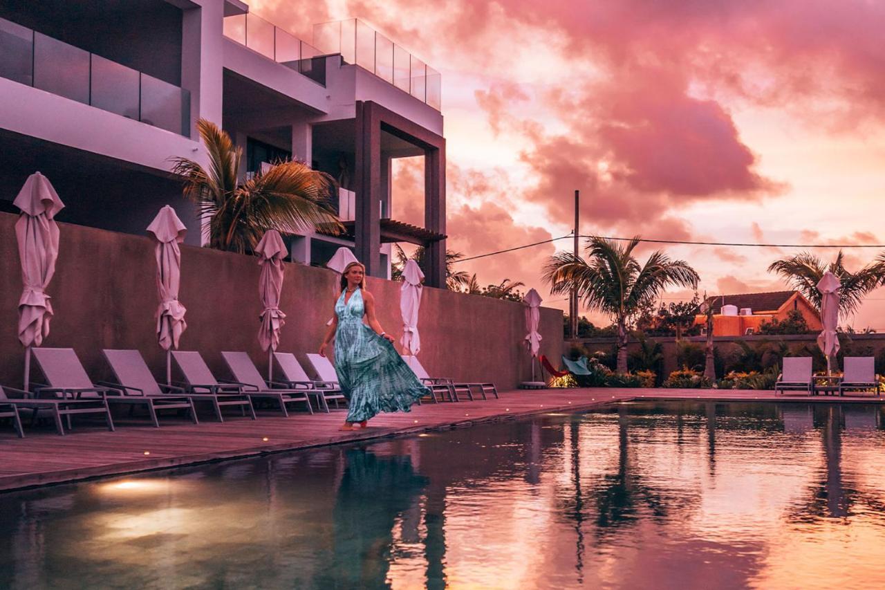Mythic Suites & Villas By Mj Holidays Grande Gaube Exterior photo